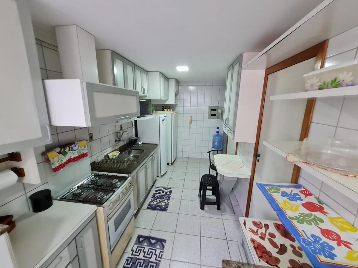 Apt Encantador Centro Guarapari, Completo, 50 M Da Praia ภายนอก รูปภาพ